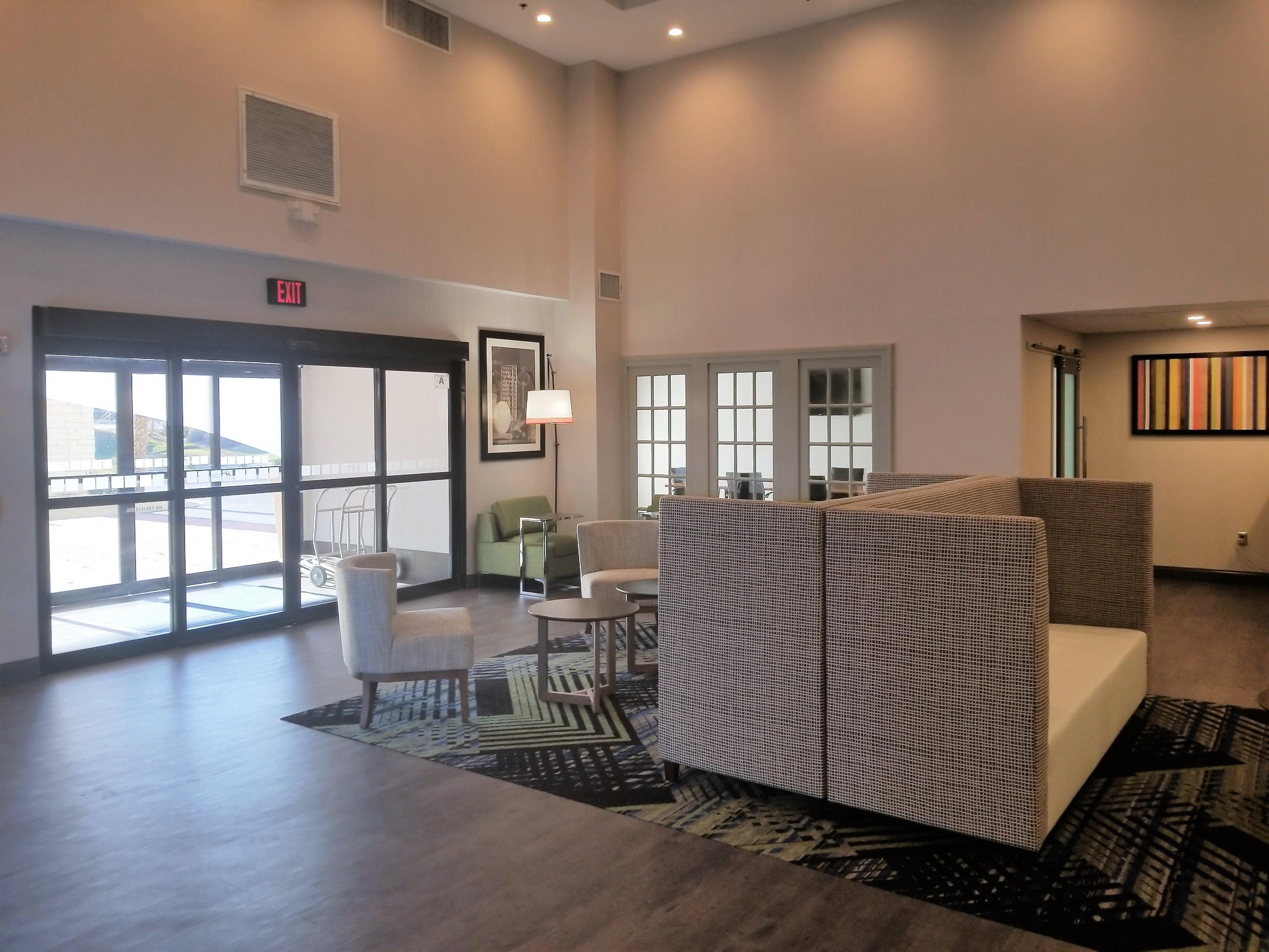 Holiday Inn Express Columbia Ne - Fort Jackson מראה חיצוני תמונה