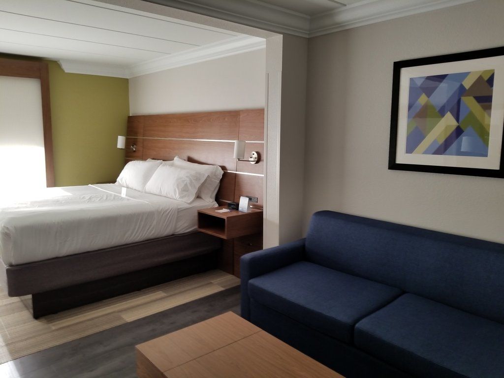 Holiday Inn Express Columbia Ne - Fort Jackson מראה חיצוני תמונה
